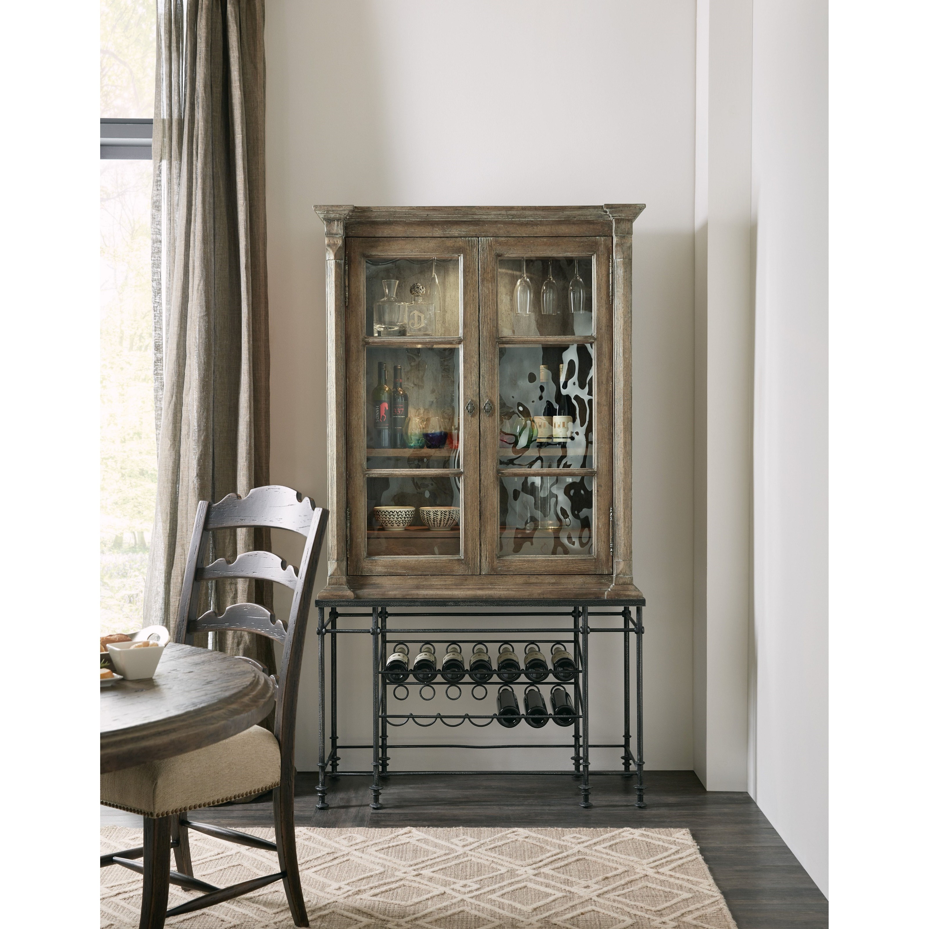 Hooker furniture china cabinet hot sale